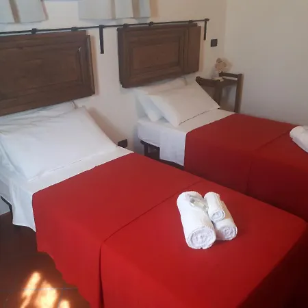 I Pini Di Storaco Отель типа 