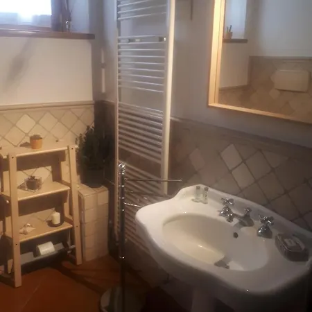 Nocleg ze śniadaniem I Pini Di Storaco 4*