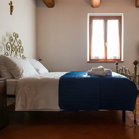 I Pini Di Storaco Nocleg ze śniadaniem 4*