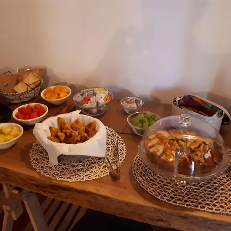 I Pini Di Storaco Alojamento de Acomodação e Pequeno-almoço Filottrano